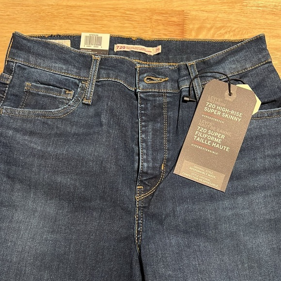 Levi 720’s 29x30 - Picture 3 of 3